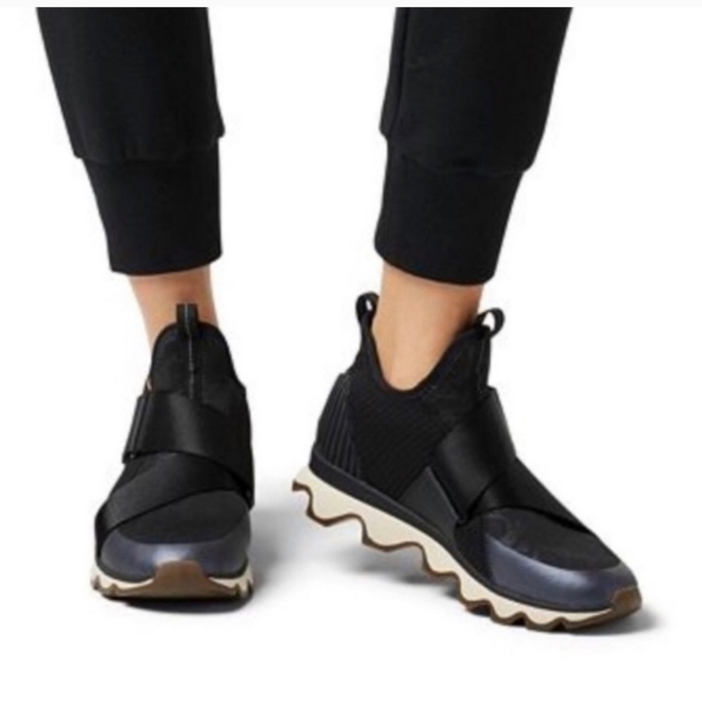 Sorel kinetic sneaker